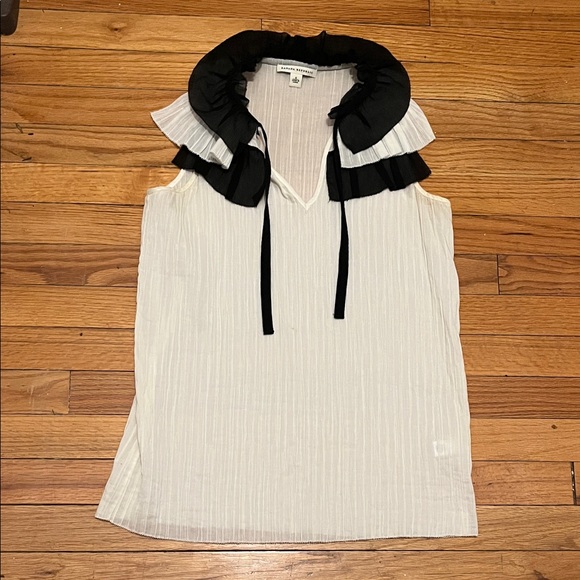 Banana Republic Tops - Banana Republic Small Classic Business Ruffle Casual Occasion Sleeveless Blouse